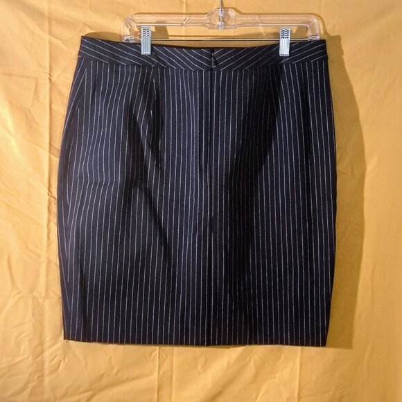 Banana Rerpublic  Mid Black Plaid Skirt - Picture 1 of 2